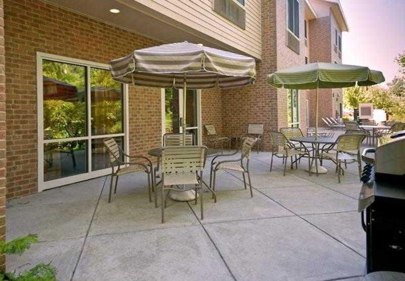 Fairfield Inn & Suites By Marriott Brunswick Freeport Esterno foto