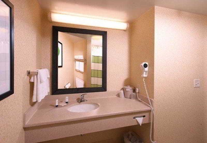Fairfield Inn & Suites By Marriott Brunswick Freeport Esterno foto
