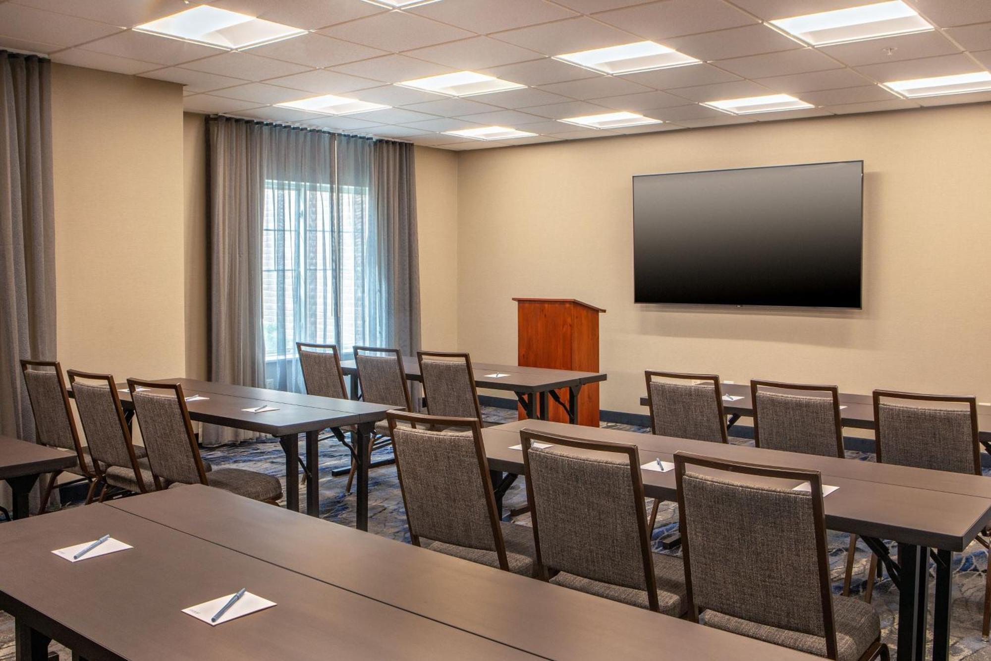 Fairfield Inn & Suites By Marriott Brunswick Freeport Esterno foto