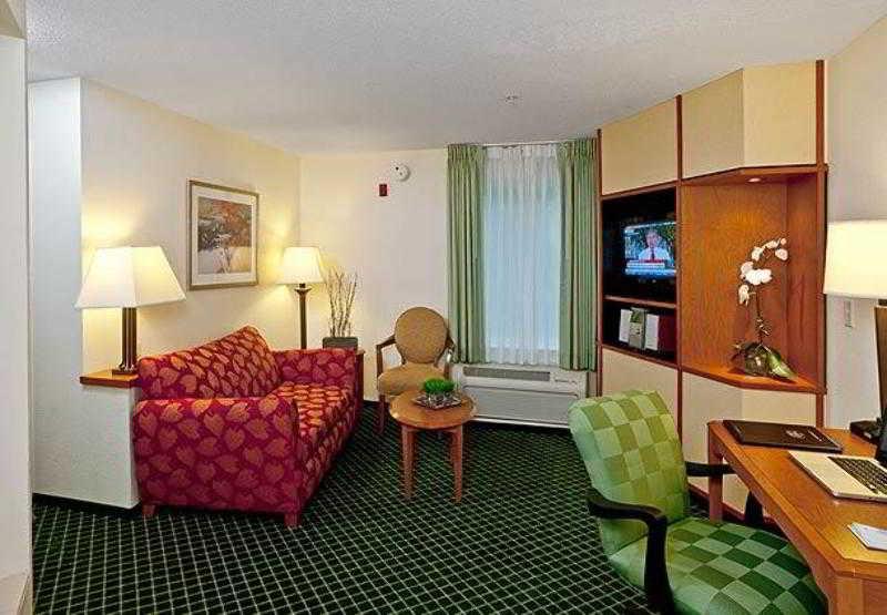 Fairfield Inn & Suites By Marriott Brunswick Freeport Camera foto