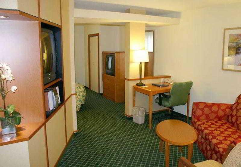 Fairfield Inn & Suites By Marriott Brunswick Freeport Camera foto