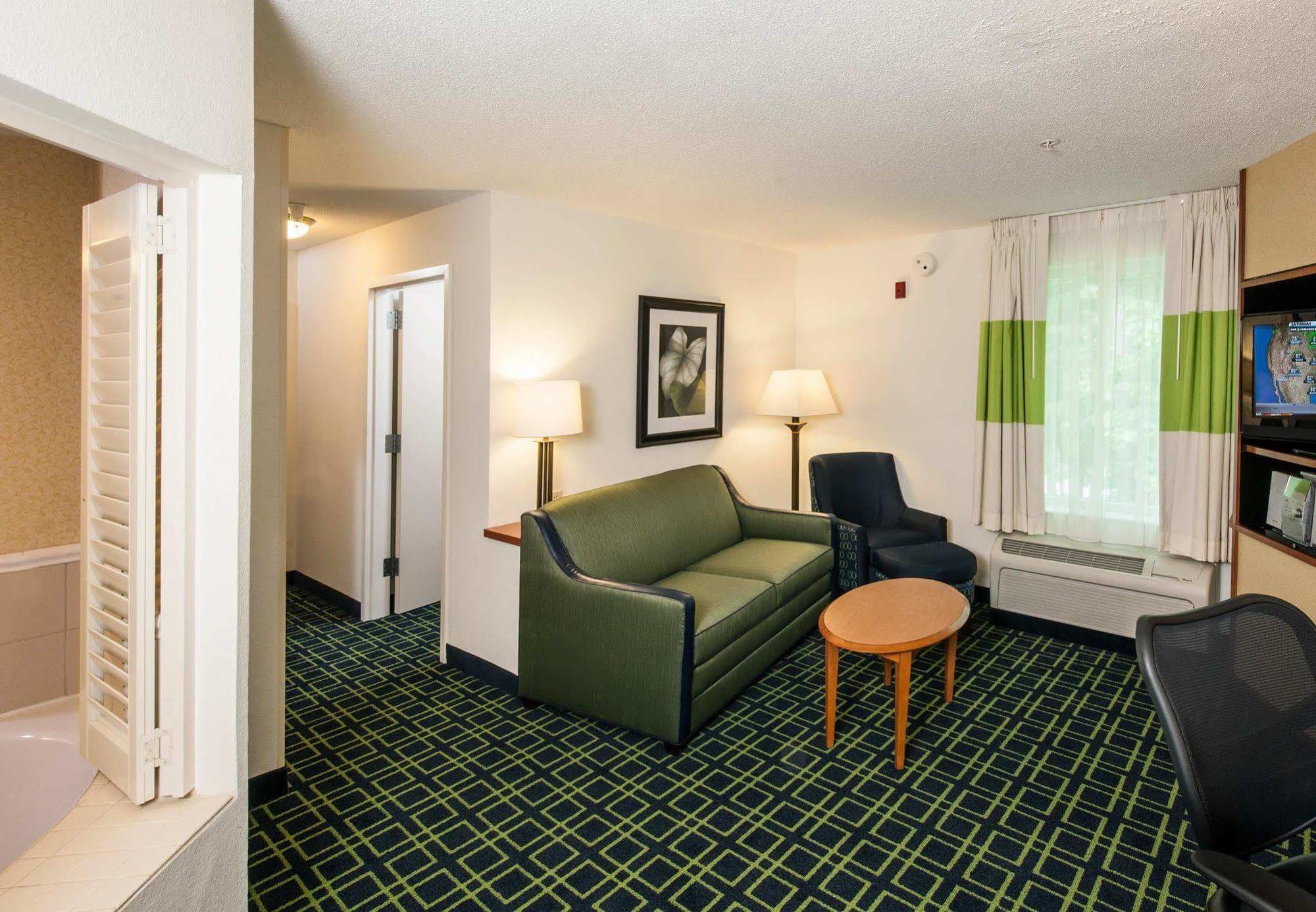 Fairfield Inn & Suites By Marriott Brunswick Freeport Esterno foto
