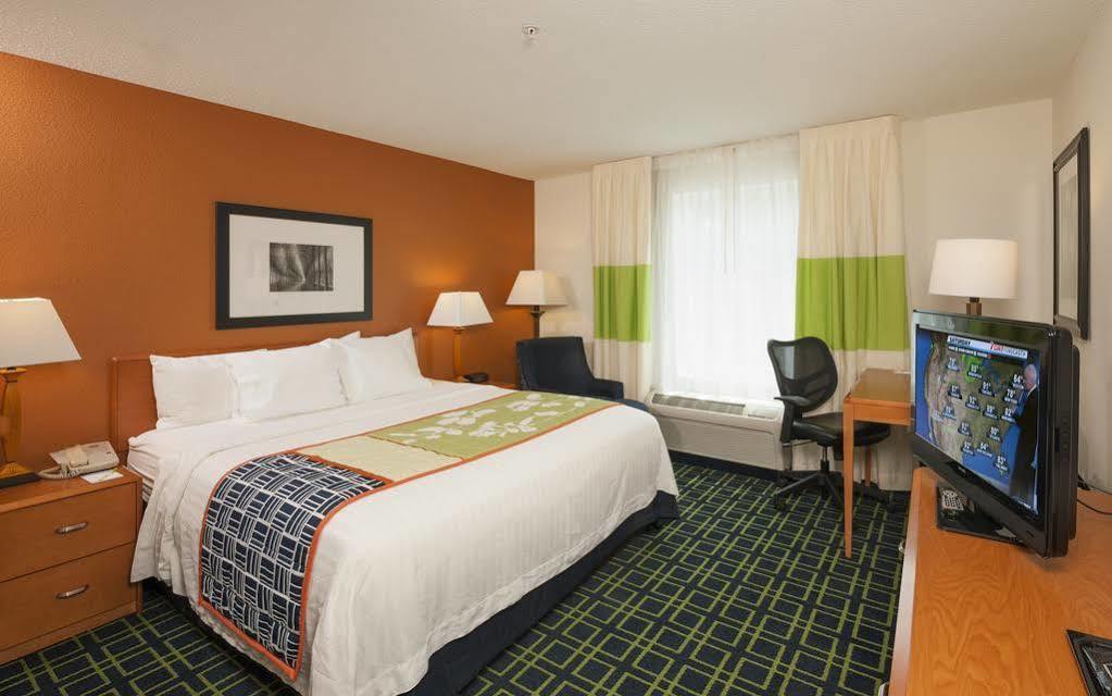 Fairfield Inn & Suites By Marriott Brunswick Freeport Esterno foto